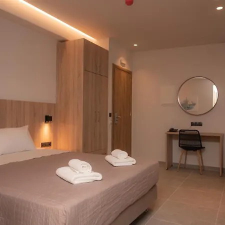 Aparthotel Nomad *