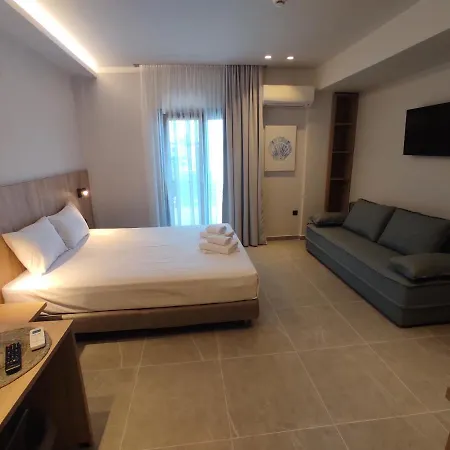 Aparthotel Nomad *