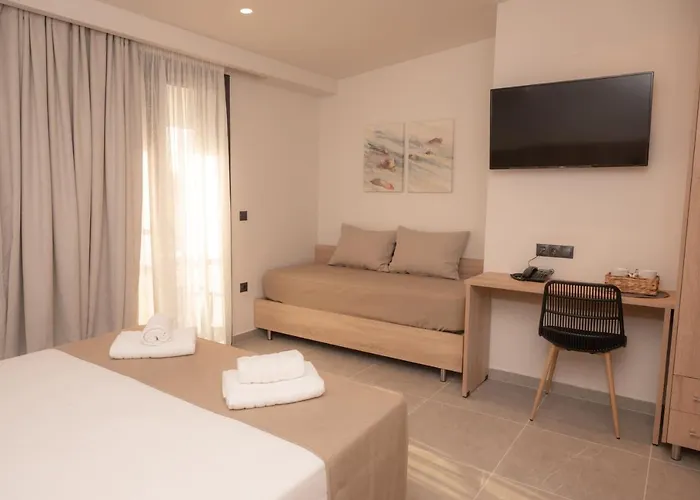 Lägenhetshotell Nomad 4*